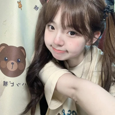 优雅简约女生头像