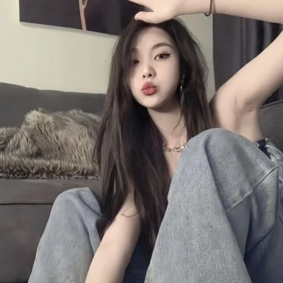 优雅简约女生头像