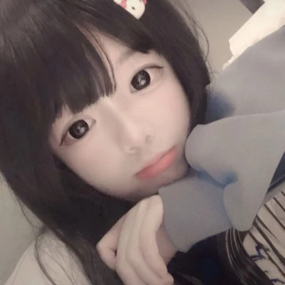 优雅简约女生头像