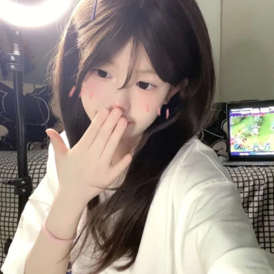 优雅简约女生头像