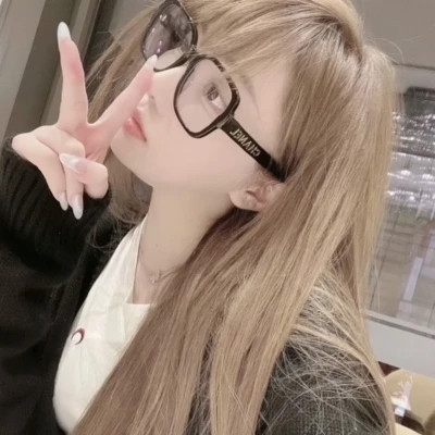 优雅简约女生头像