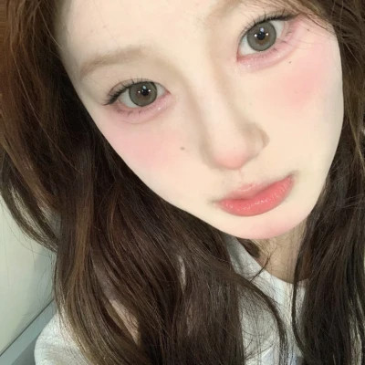 独特个性风格潮流时尚女生头像