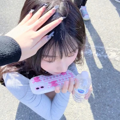 独特个性风格潮流时尚女生头像