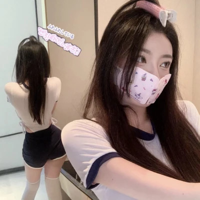 女生简约时尚真人头像