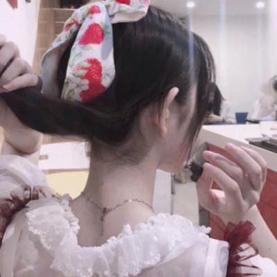 女生优雅风范头像