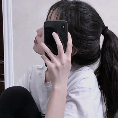 女生优雅风范头像