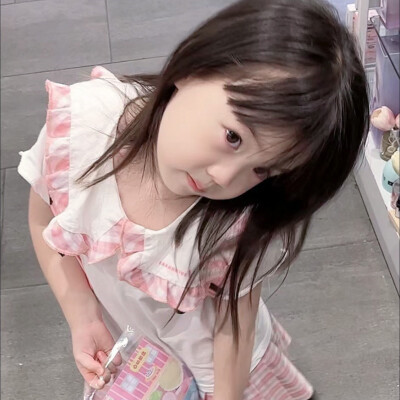 超可爱的萌娃女生头像