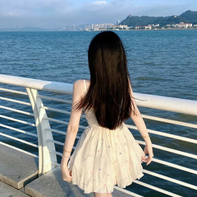 高清不露脸女生头像图片