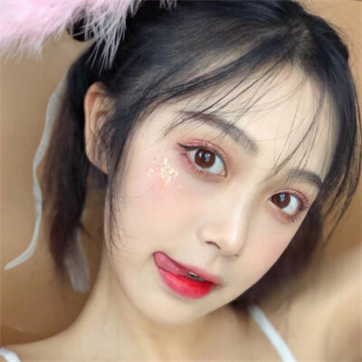 2025年最新优质女生头像真人
