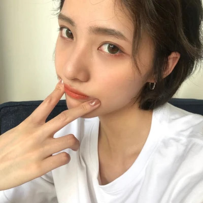 2025年最新优质女生头像真人