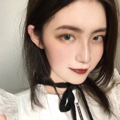 2025年最新优质女生头像真人