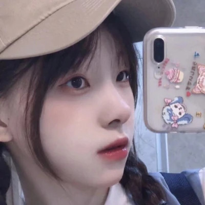 2025年最新优质女生头像真人