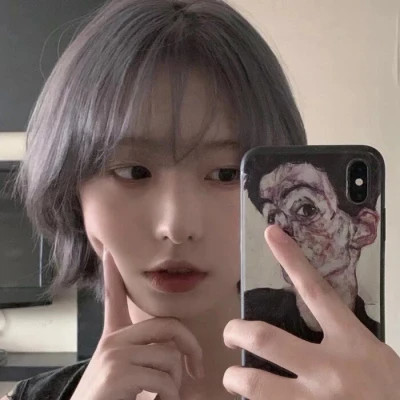 真人头像女自然真实