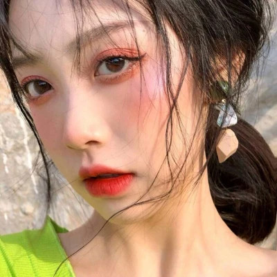 女生头像真人好看图片