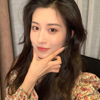 女生头像真人好看图片