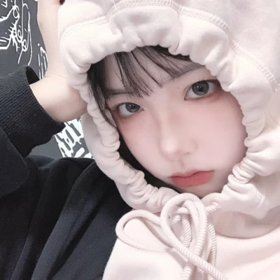 最新好看的女生头像
