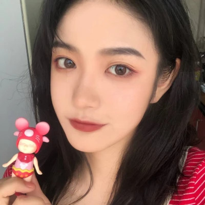 最新好看的女生头像