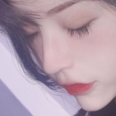 最新好看的女生头像