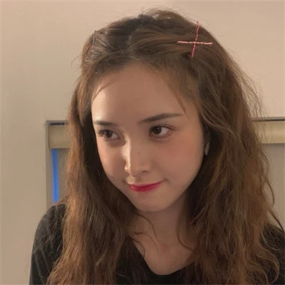 最新好看的女生头像