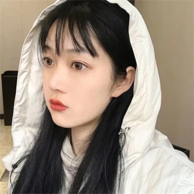 最新好看的女生头像