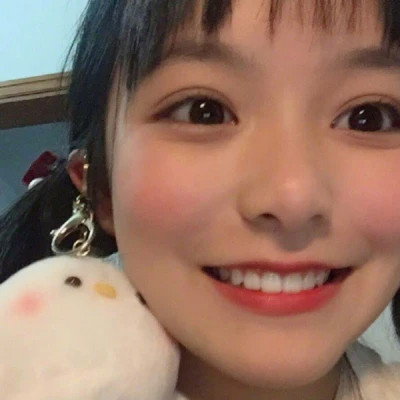 真人版头像女生