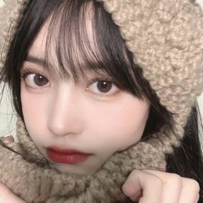 真人版头像女生