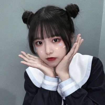 真人版头像女生