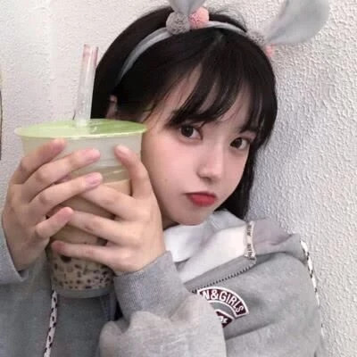 真人版头像女生