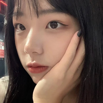 2025年最新女生头像真人