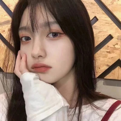 2025年最新女生头像真人