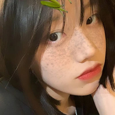 2025年最新女生头像真人