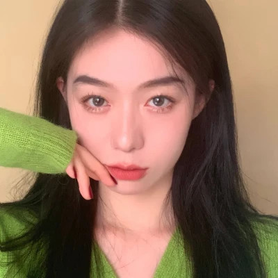 2025年最新女生头像真人