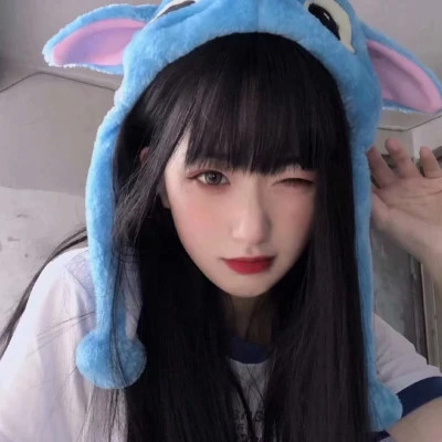 qq头像女生真人