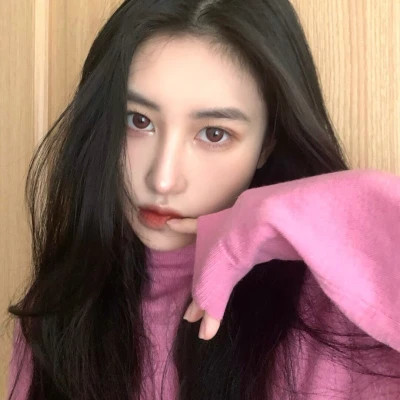 qq头像女生真人