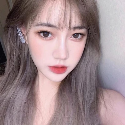 qq头像女生真人