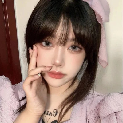 qq头像女生真人