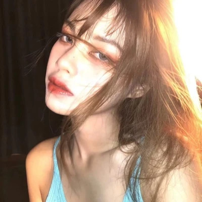 qq头像女生真人