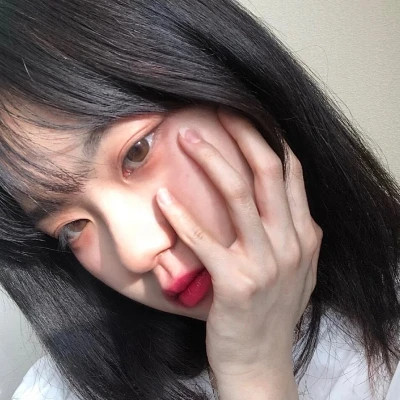 女头真人