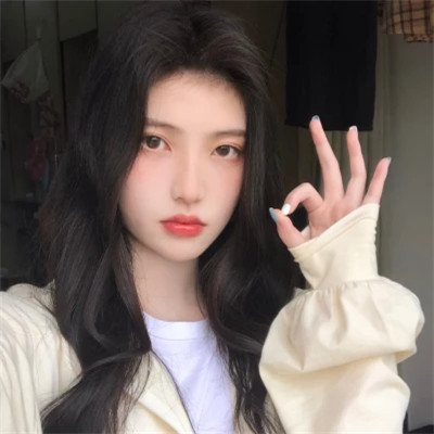 女头真人
