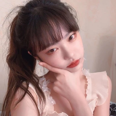 女头真人