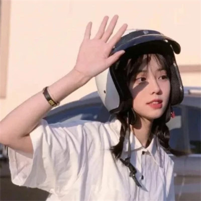 女头真人