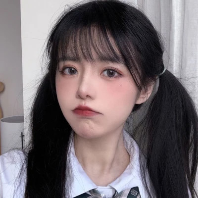 女头真人