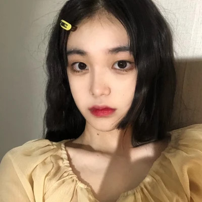 女生头像真人