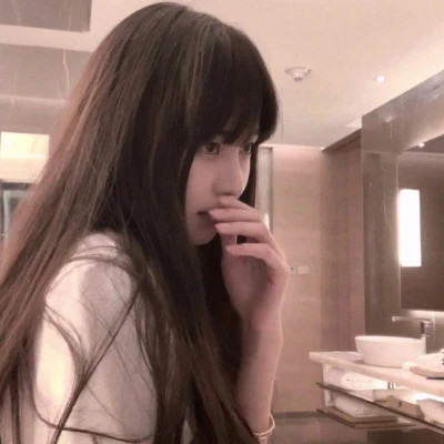女生头像真人