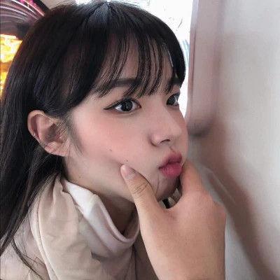 女生头像真人