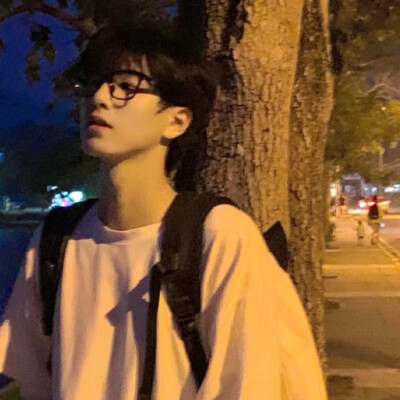 独特的高级氛围感男头