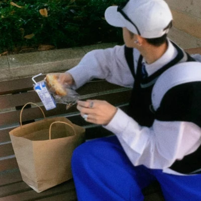 精选高级氛围感男生头像