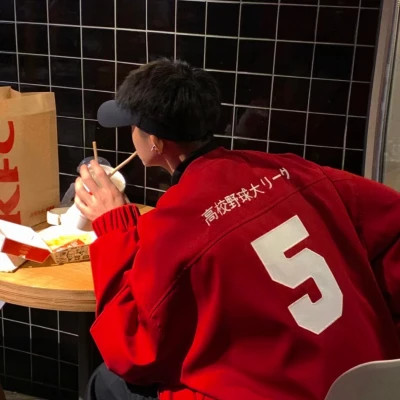 精选高级氛围感男生头像