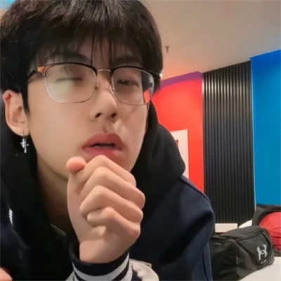 热门男生头像图片精选