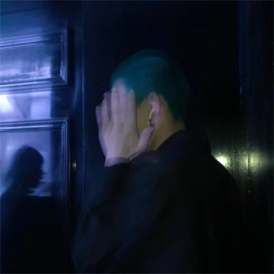 男生氛围感文艺头像
